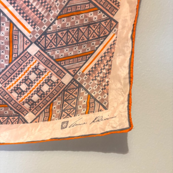 Vintage Silk Scarf - Picture 4 of 4